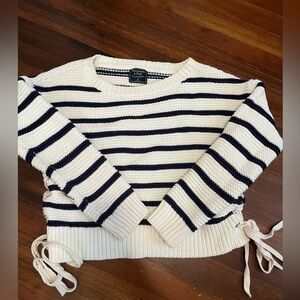Abercrombie & fitch Navy and Cream Striped Sweater